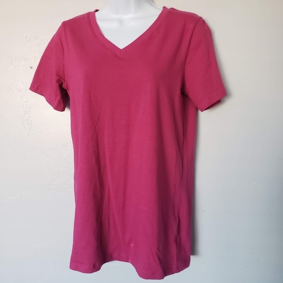 Zenana Medium Magenta Pink Short Sleeve T-shirt V-neck Basic Solid Layering Top - Picture 1 of 7